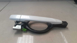 MAÇANETA EXTERNA TRASEIRO ESQUERDO MITSUBISHI OUTLANDER 2015