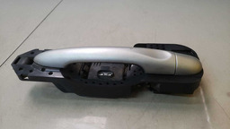 MAÇANETA EXTERNA DIANTEIRA DIREITA RENAULT FLUENCE 2011