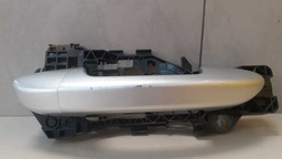 MAÇANETA EXTERNA DIANTEIRA DIREITA VW PASSAT VARIANT 2010