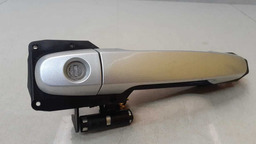 MAÇANETA EXTERNA DIANTEIRA ESQUERDA TOYOTA HILUX 2014 2015