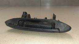 MAÇANETA EXTERNA TRASEIRA DIREITA RENAULT CLIO 1998 A 2002