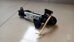 MAÇANETA EXTERNA TRASEIRA DIREITO TOYOTA HILUX SW4 2017 2018