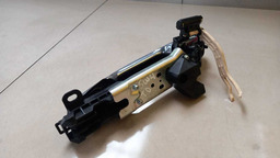 MAÇANETA EXTERNA TRASEIRA DIREITO TOYOTA HILUX SW4 2017 2018