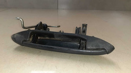 MAÇANETA EXTERNA TRASEIRA ESQUERDA RENAULT CLIO 1998 A 2002