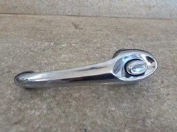 MAÇANETA EXTERNA TRASEIRA DIREITA PT CRUISER 2006 A 2011