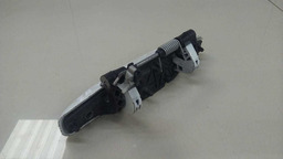 MAÇANETA EXTERNA DIANTEIRA ESQUERDA RENAULT DUSTER 2015 (2)