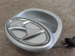 MAÇANETA TAMPA TRASEIRA HYUNDAI I30 2010 A 2012 ORIGINAL