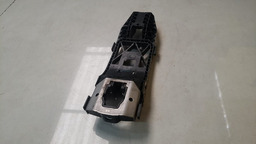 CAVALETE MAÇANETA EXTERNA DIANTEIRA ESQUERDA GOLF 2015-2017