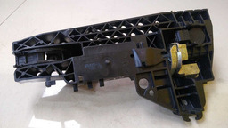 MAÇANETA EXTERNA TRASEIRA DIREITA AUDI A4 2011