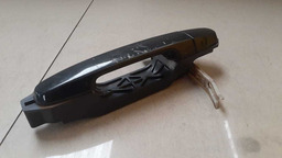 MAÇANETA EXTERNA TRASEIRA E TOYOTA COROLLA 2005 C/DETALHE