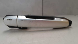 MAÇANETA EXTERNA TRASEIRA ESQUERDA TOYOTA HILUX 2015 