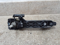 MAÇANETA EXTERNA DIANTEIRA ESQUERDA  HILLUX COM DETALHE 2015