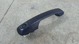 MAÇANETA EXTERNA DIANTEIRA DIREITA FORD ECOSPORT 2003 A 2009