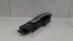 MAÇANETA EXTERNA TRASEIRA ESQUERDA NISSAN VERSA 2019 A 2020