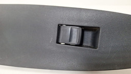 BOTÃO VIDRO ELÉTRICO DIANTE DIREITO TOYOTA RAV4 2010 2016(1)