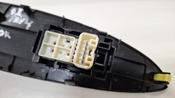 BOTÃO VIDRO ELÉTRICO DIANTE DIREITO TOYOTA RAV4 2010 2016(1)