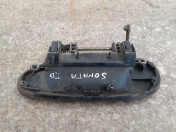 MAÇANETA EXTERNA TRASEIRA DIREITA HYUNDAI SONATA 1997