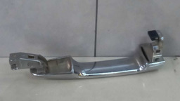 MAÇANETA EXTERNA TRASEIRO DIREITO MITSUBISHI L200 2009-2012