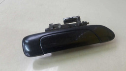 MAÇANETA EXTERNA TRASEIRO ESQUERDO HONDA FIT 2004 A 2007