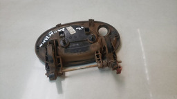 MAÇANETA EXTERNA DIANTEIRA ESQUERDA GM MONTANA 2009 2010