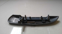 MAÇANETA EXTERNA DIANTEIRA DIREITA GM ONIX 2014 2015