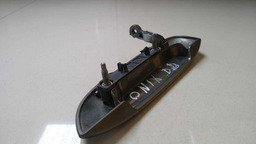 MAÇANETA EXTERNA DIANTEIRA DIREITA GM ONIX 2014 2015