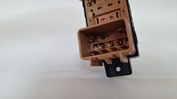 BOTÃO VIDRO ELÉTRICO TRASEIRO ESQUERDO GM CAPTIVA 2011 2012