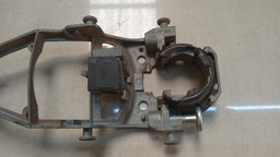 CAVALETE MAÇANETA EXTERNA DIANTEIRA E. VW JETTA 2005 A 2010