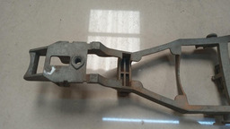 CAVALETE MAÇANETA EXTERNA DIANTEIRA E. VW JETTA 2005 A 2010