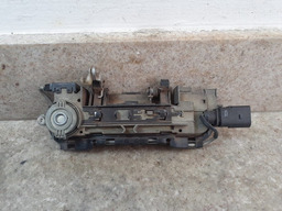 MAÇANETA EXTERNA DIANTEIRA ESQUERDA AUDI A3 2002