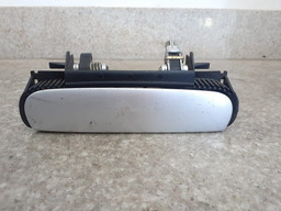 MAÇANETA EXTERNA TRASEIRA ESQUERDA AUDI A3 2002