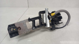 MAÇANETA EXTERNA TRASEIRA ESQUERDO FORD KA 2015 2016