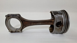 BIELA COM PISTÃO MERCEDES B180 1.8 2011 (2)