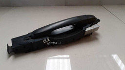 MAÇANETA EXTERNA TRASEIRA DIREITA NISSAN MARCH 2014