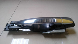 MAÇANETA EXTERNA TRASEIRA DIREITA NISSAN SENTRA 2015 2016