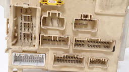 CAIXA FUSÍVEL KIA SORENTO 3.5 2012 A 2014