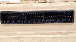 CAIXA FUSÍVEL KIA SORENTO 3.5 2012 A 2014