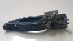 MAÇANETA EXTERNA DIANTEIRA DIREITA GM CAPTIVA 2009 A 2012