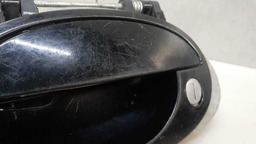 MAÇANETA EXTERNA DIANTEIRA ESQUERDA GM MERIVA 2003 A 2012