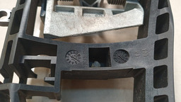 CAVALETE MAÇANETA EXTERNA DIANTEIRA DIREITA BMW 320I 2015