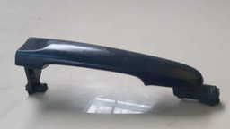 MAÇANETA EXTERNA DIANTEIRA ESQUERDO NISSAN VERSA 2015 A 2018