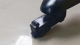 MAÇANETA EXTERNA DIANTEIRA ESQUERDO NISSAN VERSA 2015 A 2018