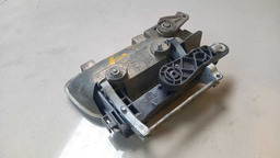 MAÇANETA EXTERNA DIANTEIRA ESQUERDO GM ASTRA 1999 A 2002 (2)