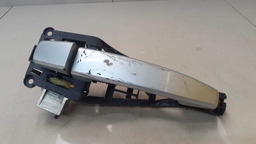 MAÇANETA EXTERNA TRASEIRA E GM VECTRA 2006- 2011 COM DETALHE