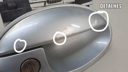 MAÇANETA EXTERNA DIANTEIRA DIREITA GM CELTA 2008 A 2012 GRAFFITI