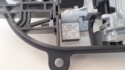 MAÇANETA EXTERNA TRASEIRO ESQUERDO CHEVROLET CRUZE 2017 2018