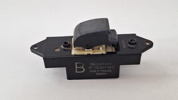 BOTÃO VIDRO ELÉTRICO TRASEIRO DIREITO PAJERO FULL 2008 2009