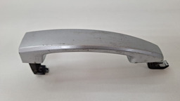 MAÇANETA EXTERNA DIANTEIRA ESQUERDA CHEVROLET S10 2013 2016