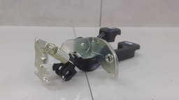 PUXADOR ABERTURA PORTA MALAS COMBUSTÍVEL HYUNDAI HB20 2015