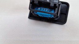 BOTÃO DESENBAÇADOR VIDRO TOYOTA ETIOS 2017 2018